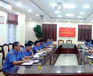Chi bộ Viện KSND huyện Đông Anh tổ chức Lễ trao Quyết định công nhận đảng...